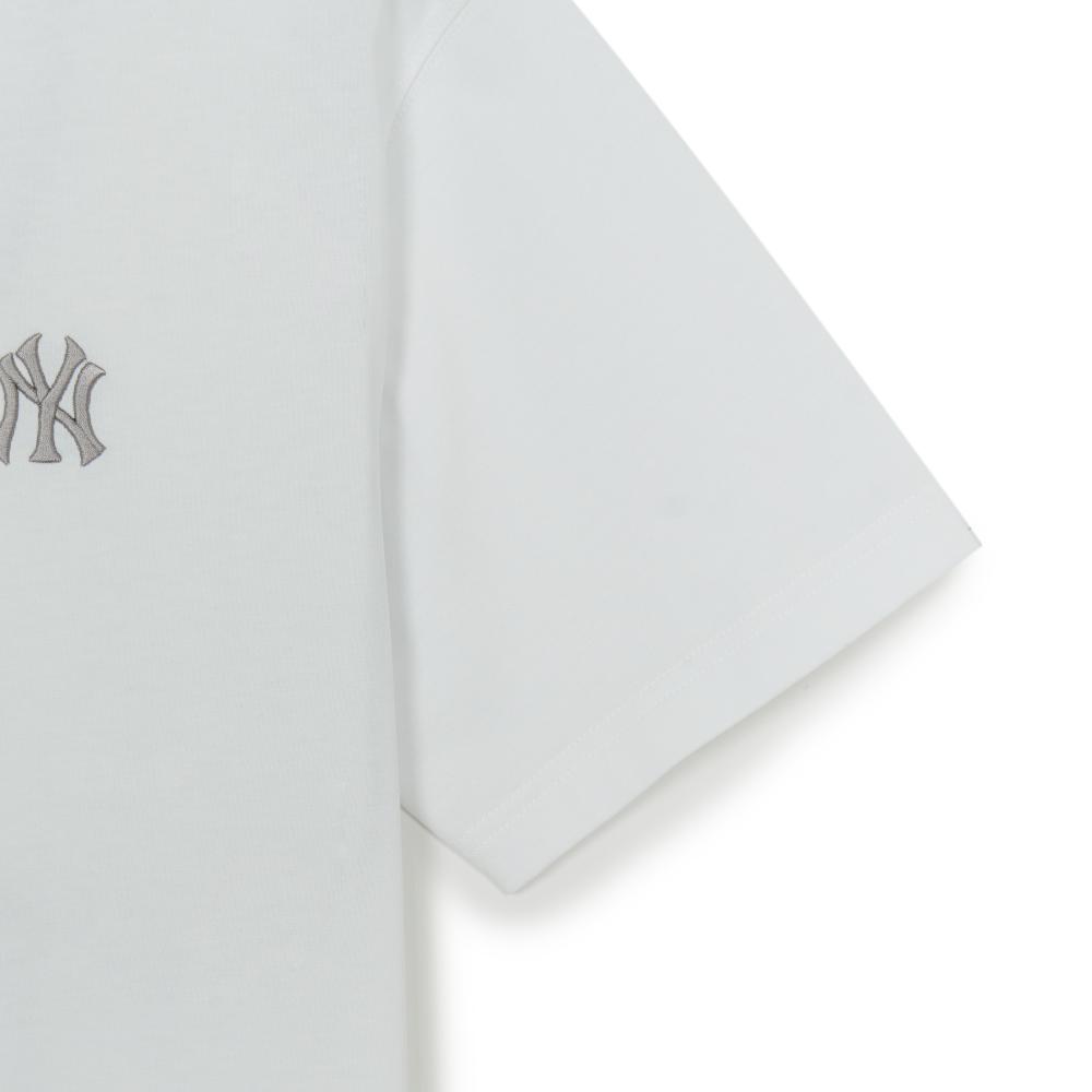 เสื้อยืด Basic Mega Logo Over Fit T-Shirts New York Yankees