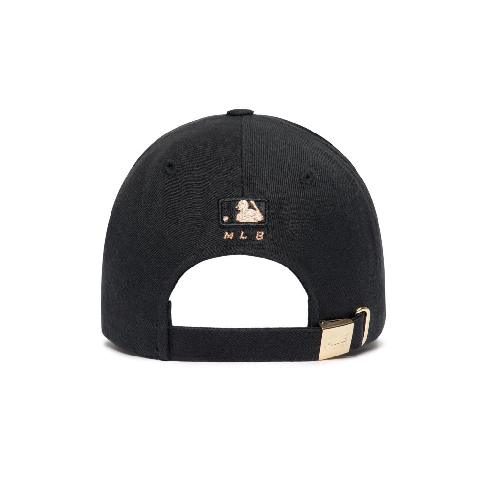 หมวกแก็ป Caligraphy Structured New York Yankees Ball Cap