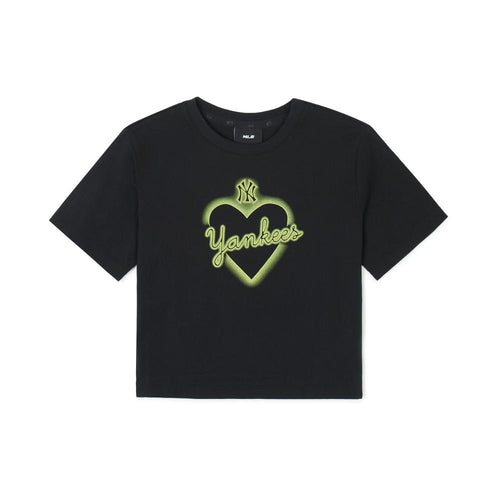 เสื้อยืดทรงครอป Heart New York Yankees