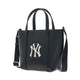 กระเป๋าทรงสี่เหลี่ยม Basic New York Yankees