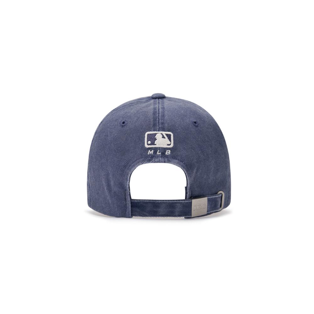 Basic New York Yankees Ball Cap