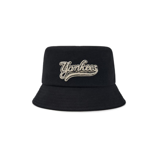 Varsity Cursive New York Yankees Bucket Hat