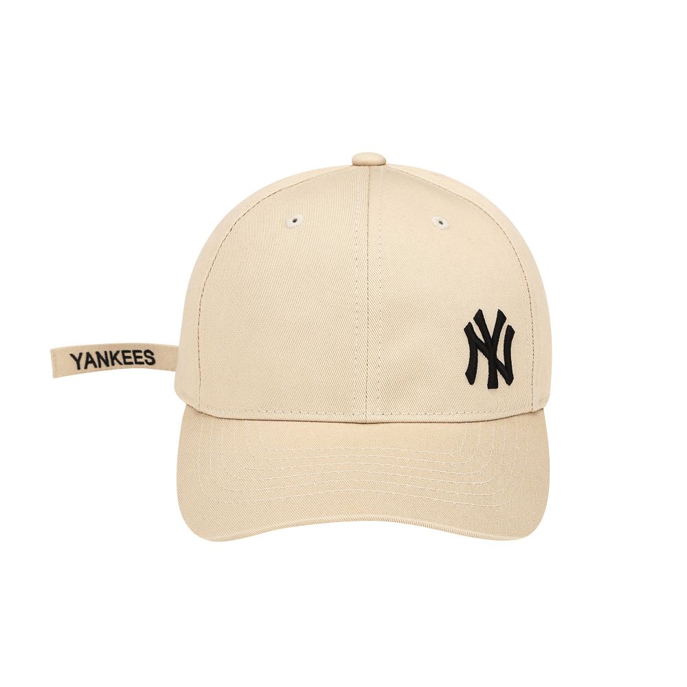 SCRIPT TAIL UNSTRUCTURED NEW YORK YANKEES BALL CAP