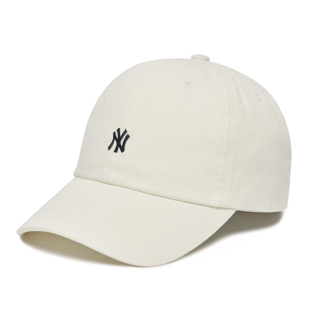 NANO-LOGO UNSTRUCTURED NEW YORK YANKEES BALL CAP