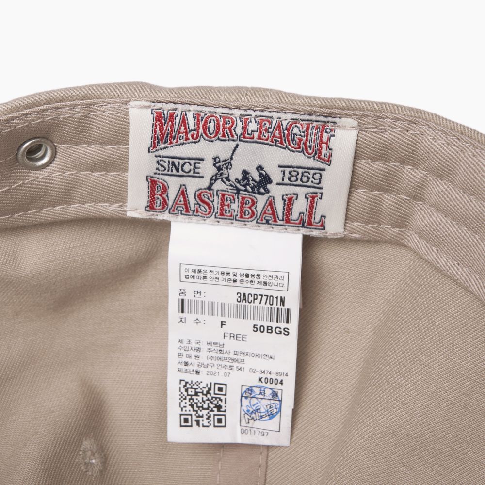 หมวกแก็ป Rookie Unstructured New York Yankees Ball Cap