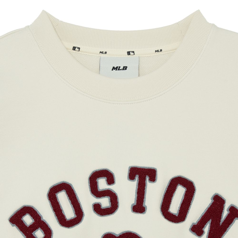 Womens Boston Red Sox MLB Clothing.