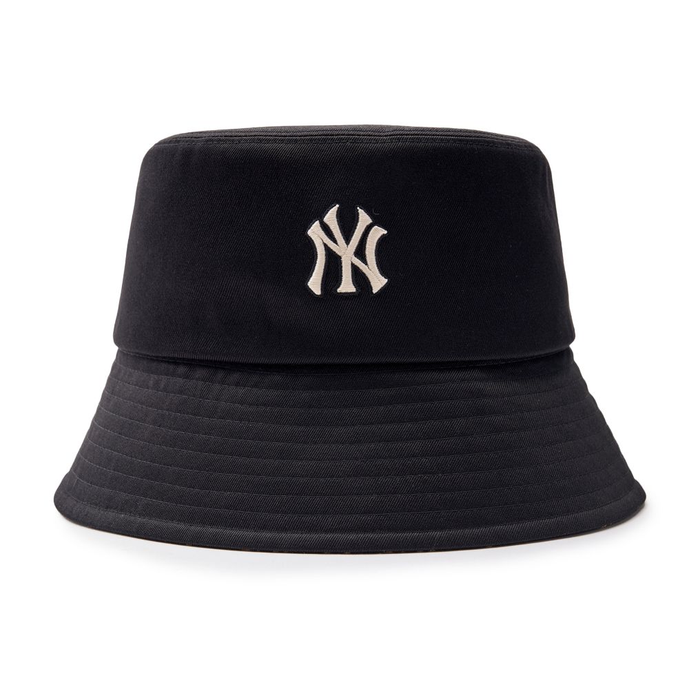 หมวกทรงบักเก็ต DIA MONOGRAM POINT BUCKET HAT NEW YORK YANKEES